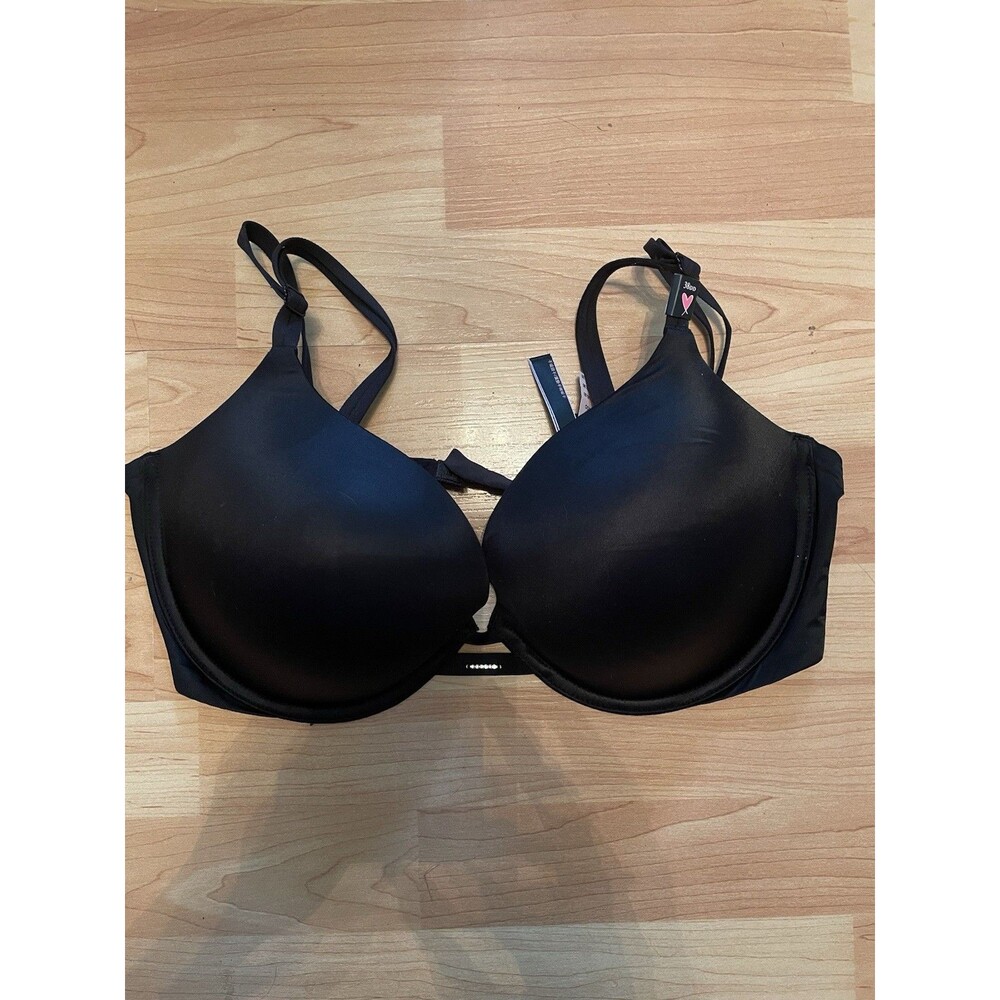 Victoria’s Secret Classic Very Sexy Push Up Bra 38DD Black NWT Rhinestone